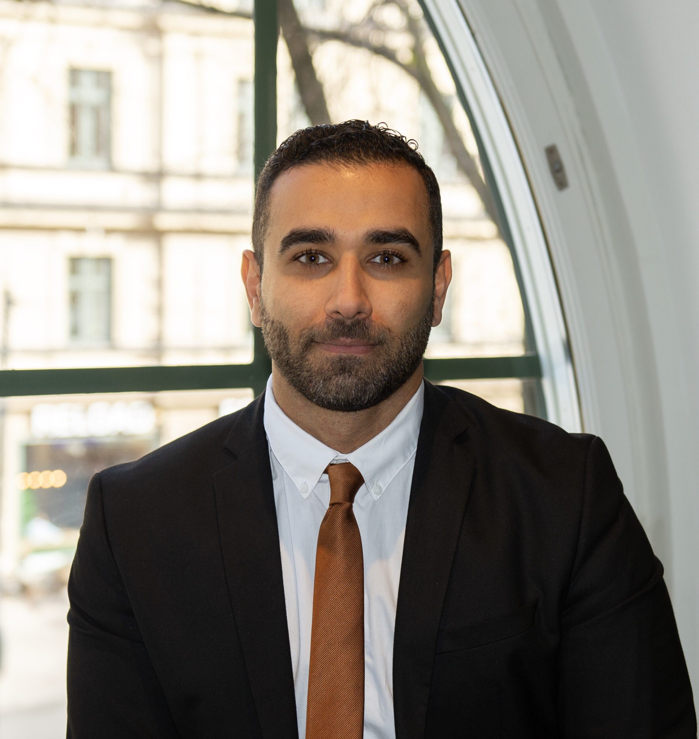 Sinan Alhajjaj, ny auktoriserad revisor